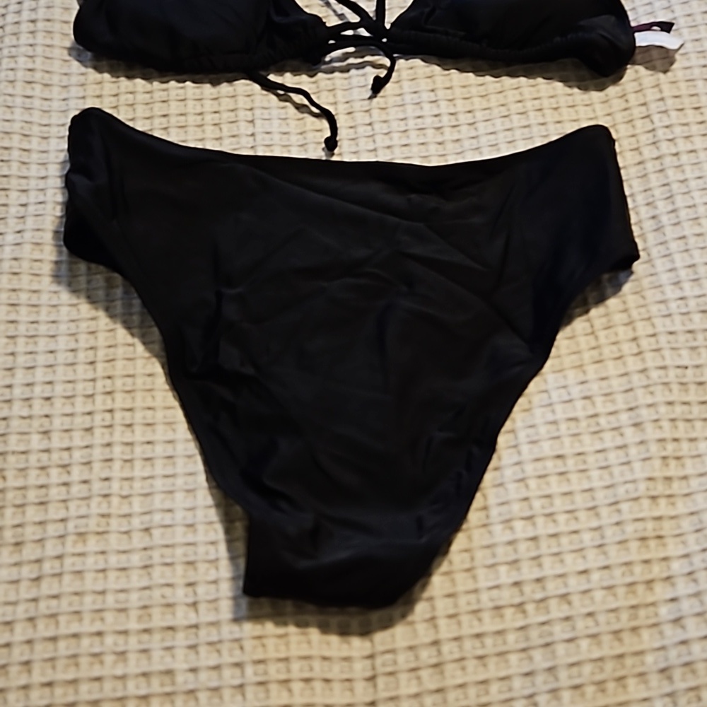 3 Piece Swim Set Bikini & Wrap Sz.L AvidloveBikini/ Aimage cover up NWT - Picture 3 of 8